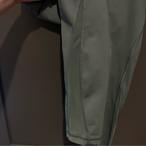 Lululemon Train Times 7/8 Pant *25" LIMITED EDITION COLOR SAGE - Picture 7 of 10